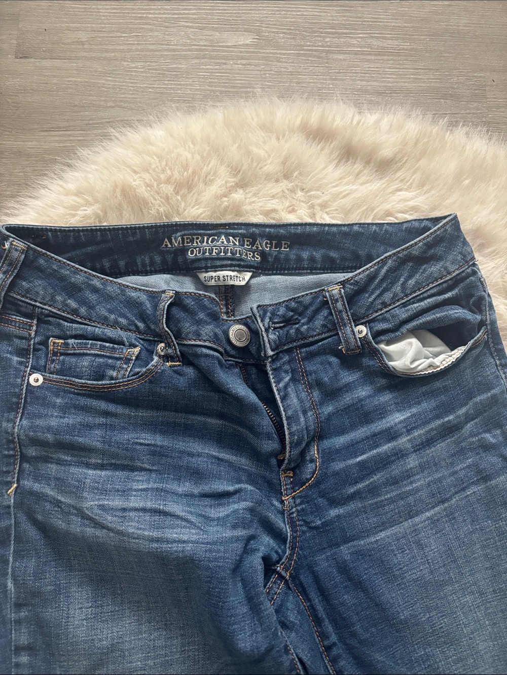 American Eagle Outfitters Women's Dark Blue Super Stretch Skinny Jeans